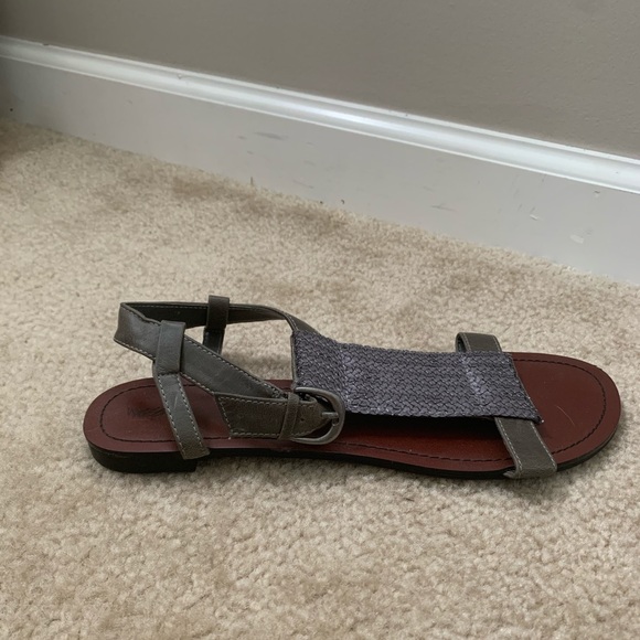 Size 11 Mossimo Sandal - Picture 4 of 5